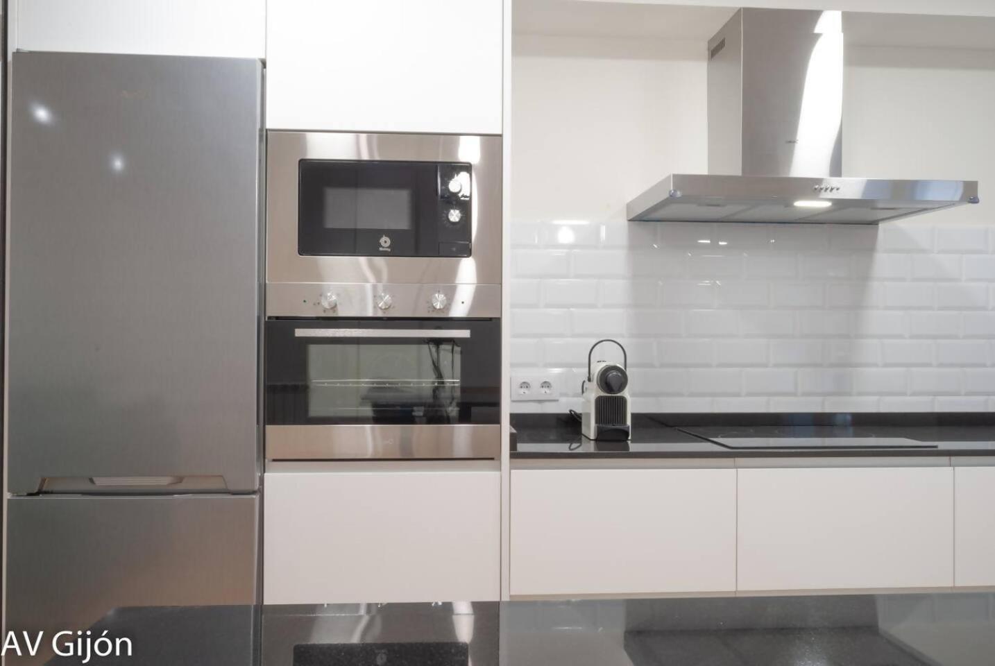 Apartamento La Playa 17 Gijón Extérieur photo