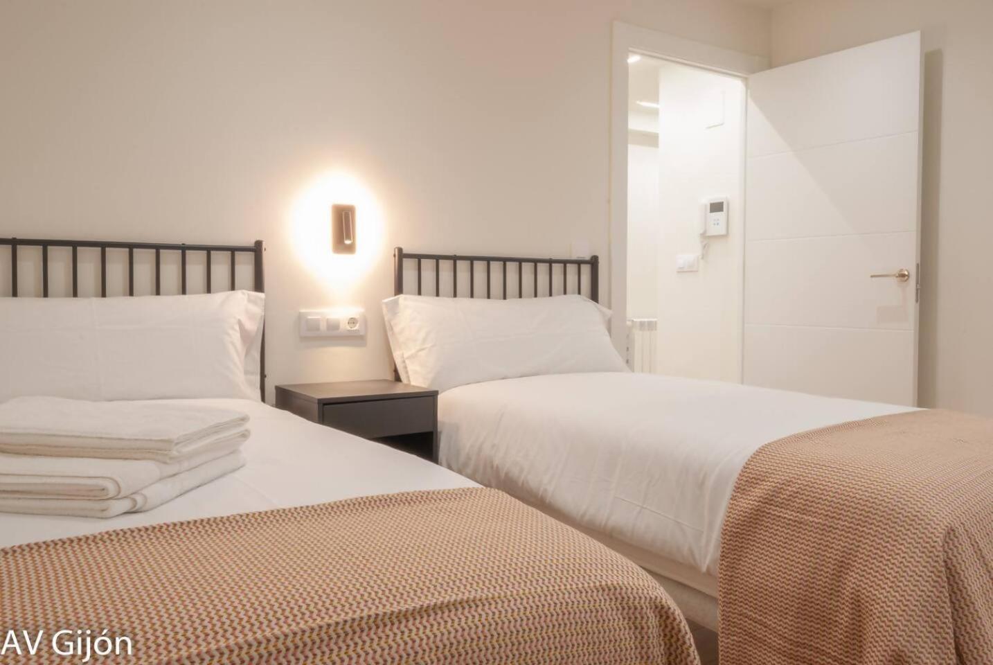 Apartamento La Playa 17 Gijón Extérieur photo